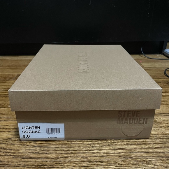 Steve Madden brown heels - Picture 3 of 4